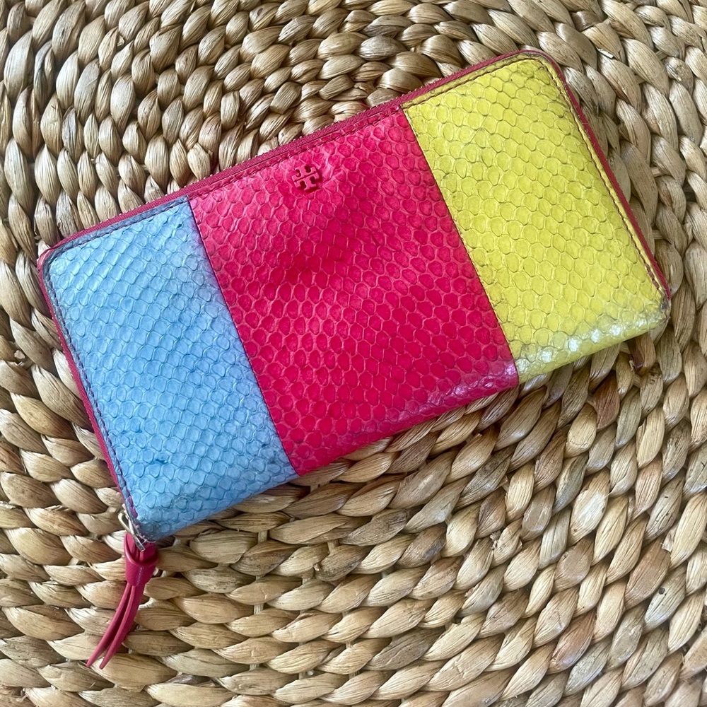 Tory Burch Color Block Wallet 🩵💖💛 - Picture 2 of 8